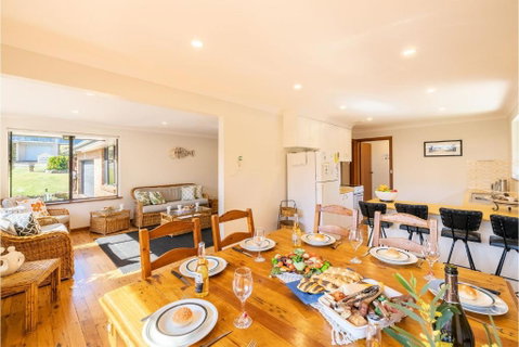 41 Leonard Avenue Boat Parking Aircon - Winery Find 1