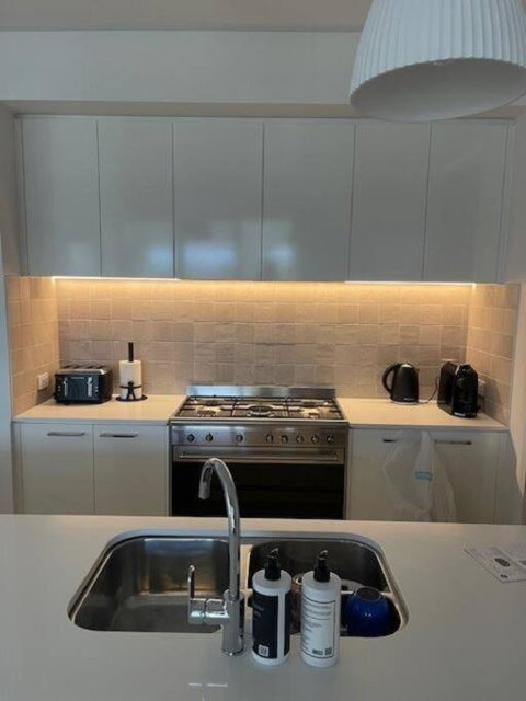 9 Pelican Court, Woodlane - Winery Find 1