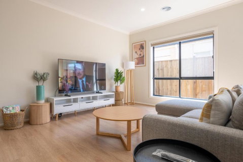 A Cosy 5Beds House In The Clyde - Winery Find 1
