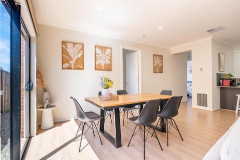 A Cosy 5Beds House In The Clyde - Winery Find 2