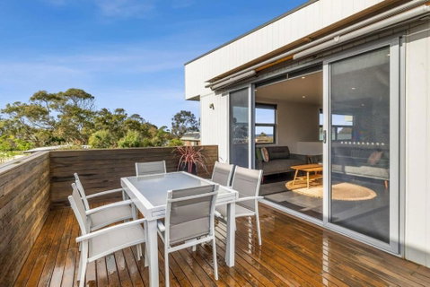 A Wave From It All Ocean Glimpse Central Torquay - Winery Find 1
