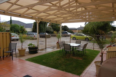 Adelaide International Motel - Winery Find 3