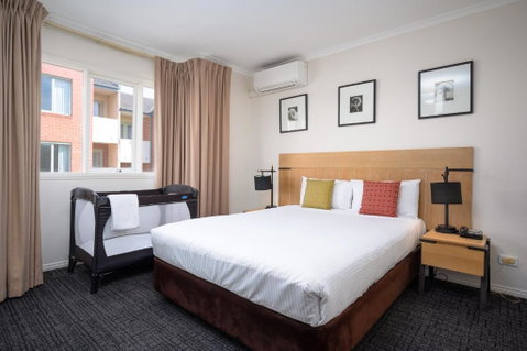 Aligned Corporate Residences Kew - Winery Find 3