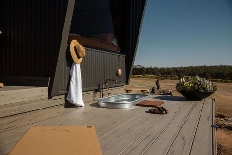 Alisa The Tiny Cabin In Busselton - Winery Find 1