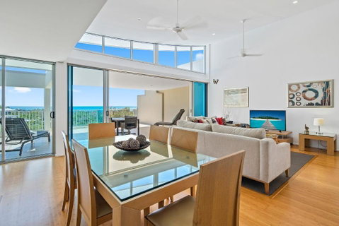 Airlie Beach Townhouse - Winery Find 0