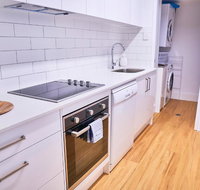 Bayview Beach Holiday Apartments - Winery Find