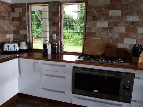 Cairns Beach House Our Oasis - Winery Find 17