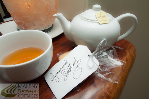 Maleny Terrace Cottages - Winery Find 6