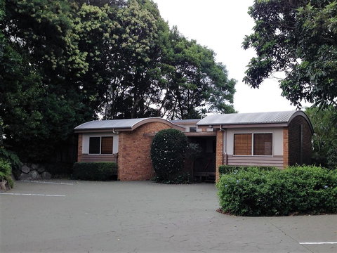 Maleny Terrace Cottages - Winery Find 17