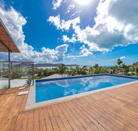 Viewpoint Holiday Home - Cannonvale - Winery Find