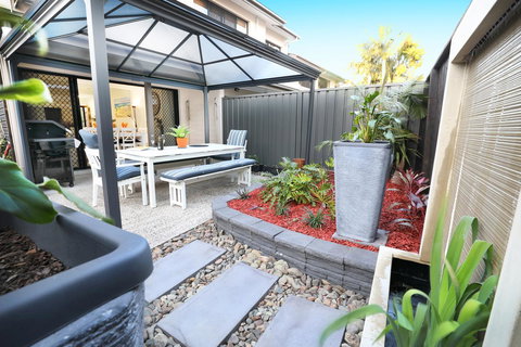 Lotus Retreat - Winery Find 12