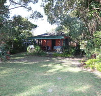 Signal Cottage - Winery Find
