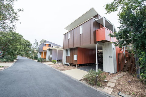 Allure Stradbroke Resort - Winery Find 19