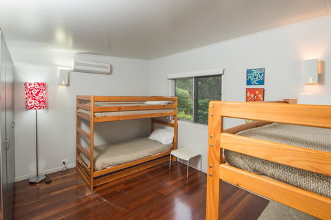 Allure Stradbroke Resort - Winery Find 35