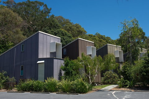 Allure Stradbroke Resort - Winery Find 1