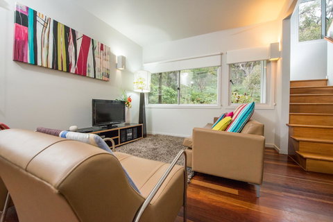 Allure Stradbroke Resort - Winery Find 30