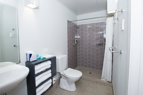 Allure Stradbroke Resort - Winery Find 25