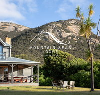 Mountain Seas Lodge - Winery Find