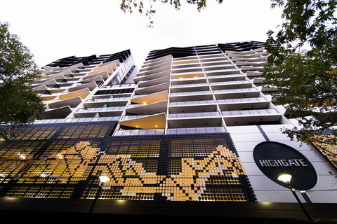 Highgate CBD Apartment - Winery Find 0
