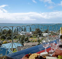 'Baylife Villa' 4a Warruga St - Large home with WIFI Netflix Aircon Linen  Spectacular Views - Winery Find