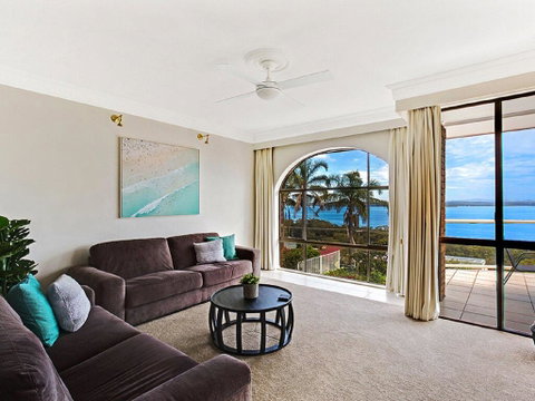 'The Bay', 25 Wallawa Rd - Huge Home With Aircon, Spectacular Views & Chromecast - Winery Find 2