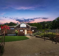 'The Coach House' At Lochiel - Winery Find