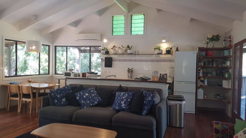 1 Bedroom Home Surrounded By Nature - Winery Find 2