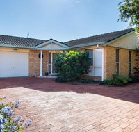1/4 Huntly Close - Winery Find