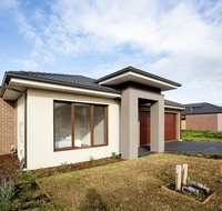 109 Cozy Cranbourne Family House 5Bed2Bath2Parking - Winery Find