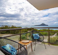 11 'Intrepid'  3 Intrepid Close - Absolute Beachfront Bliss - Winery Find