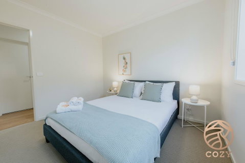 118 Refreshing 3BR Werribee Family House - Winery Find 2