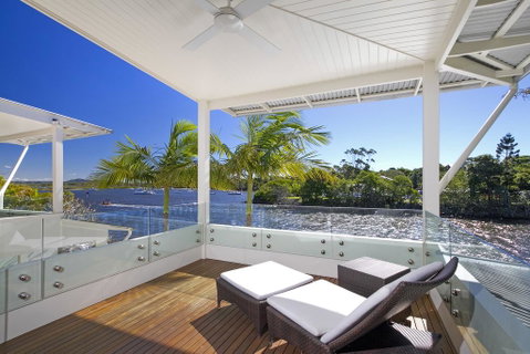 12 Noosa Parade - Winery Find 1