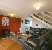 14 Cobbon Crescent Jindabyne - Winery Find