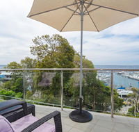 2 'Paradiso' 4 Laman Street - beautiful unit with stunning water views  pool - Winery Find