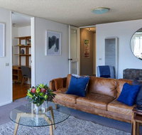 2 Bdrm South Yarra Apt With Balcony and Parking - Winery Find