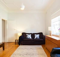 2 Bedroom Garden Apartment by Bondi Beach - Winery Find