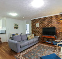 2 Bedroom St Lucia Apartment close to UQ and CityCat - Winery Find