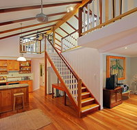 2 Manfred Street Belongil Beach - Susie's Beach House - Winery Find