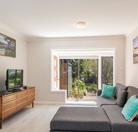 235 Mitchell Parade Mollymook - Winery Find