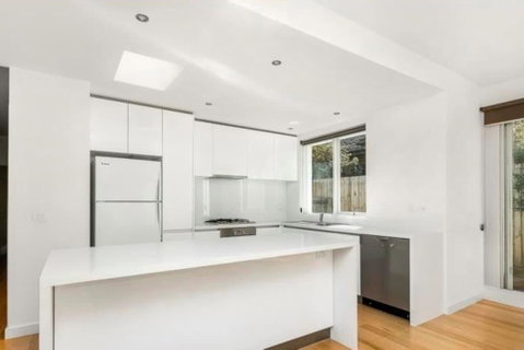 26 Malvern 3 Bedroom Home - Winery Find 1