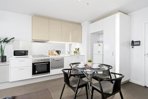 Complete Host Hudson Apartments - Winery Find 3