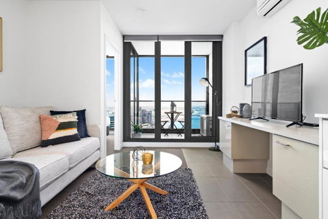Complete Host Hudson Apartments - Winery Find 4