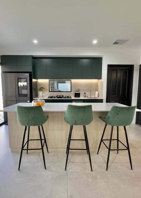 Cozy & Relaxed Stay In Bayswater - Winery Find 0