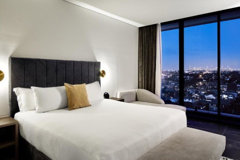 Crowne Plaza Sydney Burwood, An IHG Hotel - Winery Find 1