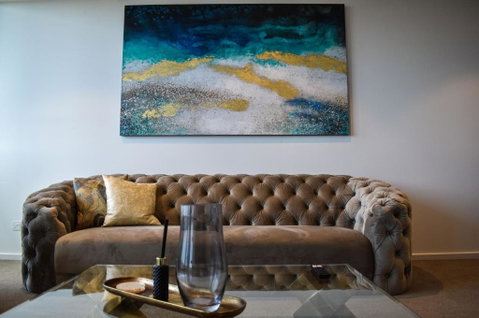 Deluxe 3 Bedroom Apartment In Southbank - Winery Find 4