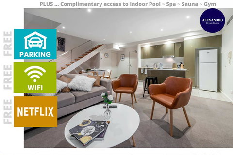 3 BDR Stylish City Retreat // Close To All And Everything In Canberra - Winery Find 0