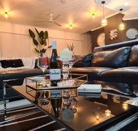 3 BEDROOM CITY ESCAPE - CHAMPAGNE STAYS Darwin - Winery Find
