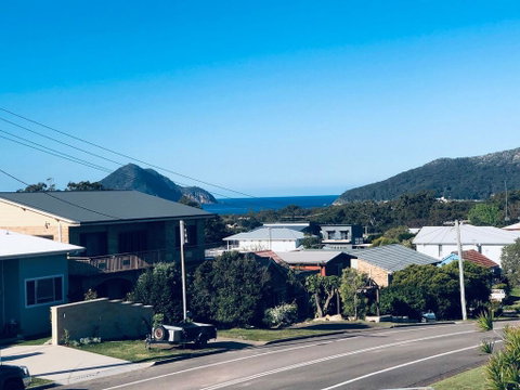 31 Kerrigan St - Large Home With Water Views & Boat Parking - Winery Find 0