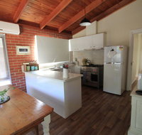 32 Owarra Street - Winery Find