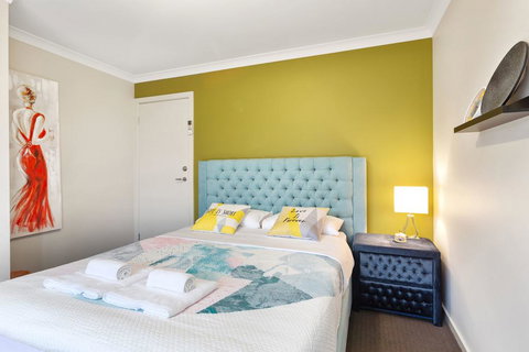 32 Scenic Apollo - Winery Find 3